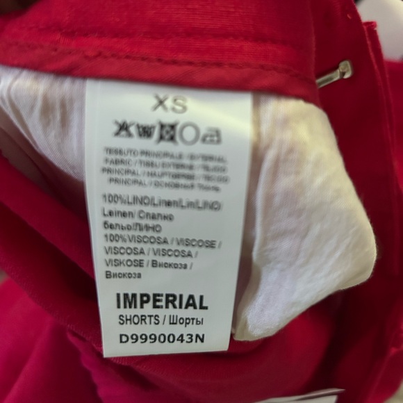 Vibrant Red Linen Shorts - Picture 3 of 3